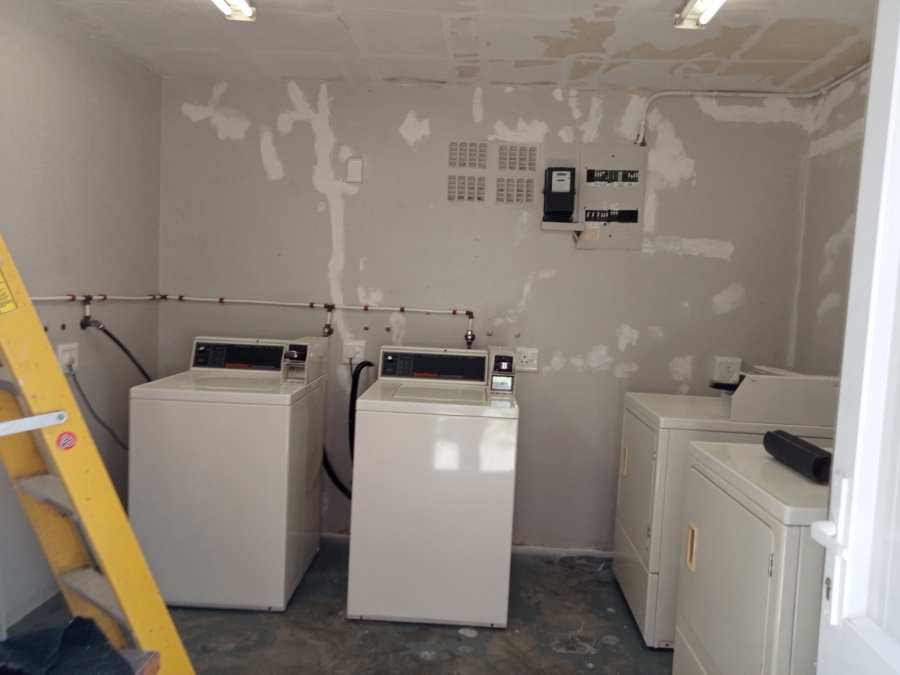 To Let 1 Bedroom Property for Rent in Bothasig Western Cape